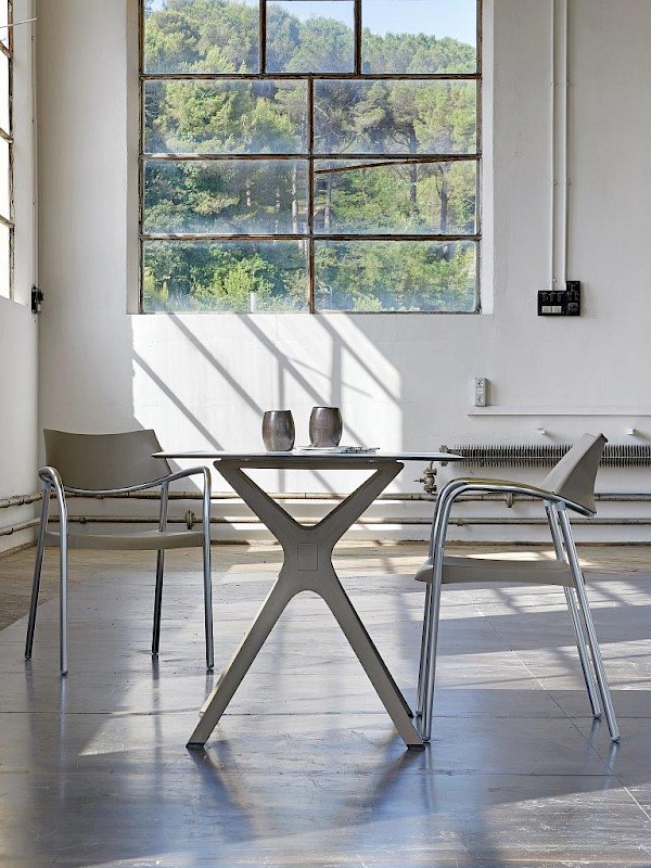 fix 6a2fa8ba9522f vela table foto indoor conv splash 03